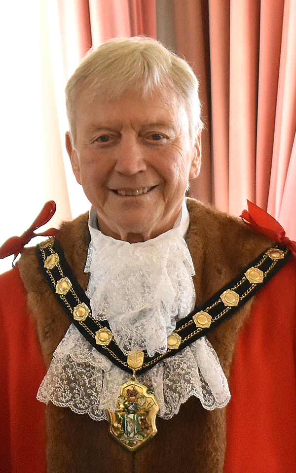 Mayor Alan Dowden